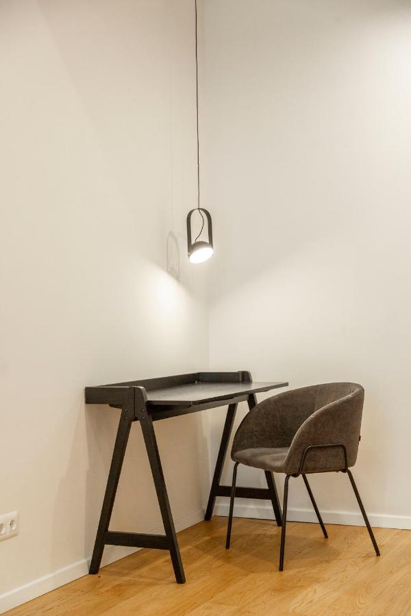 Luxurious Minimalist Residence With Sauna By Prestige Homes Budapest Exterior photo