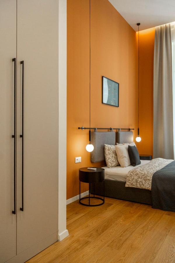 Luxurious Minimalist Residence With Sauna By Prestige Homes Budapest Exterior photo